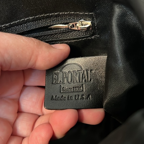 EL PORTAL LEATHER BACKPACK - Picture 16 of 17